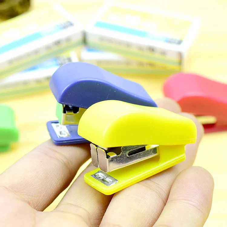 Little Stapler Kawaii Super Mini Small Stapler Staples Set Office Binding Stationery School Supplies
Little Stapler Kawaii Super Mini Small Stapler Staples Set Office Binding Stationery School Supplies