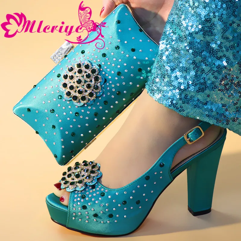 Pretty wedding/party high heel sandals and handbag s637 fashion shoes& bag set with rhinestones for lady shoe and bags set
Pretty wedding/party high heel sandals and handbag s637 fashion shoes& bag set with rhinestones for lady shoe and bags set