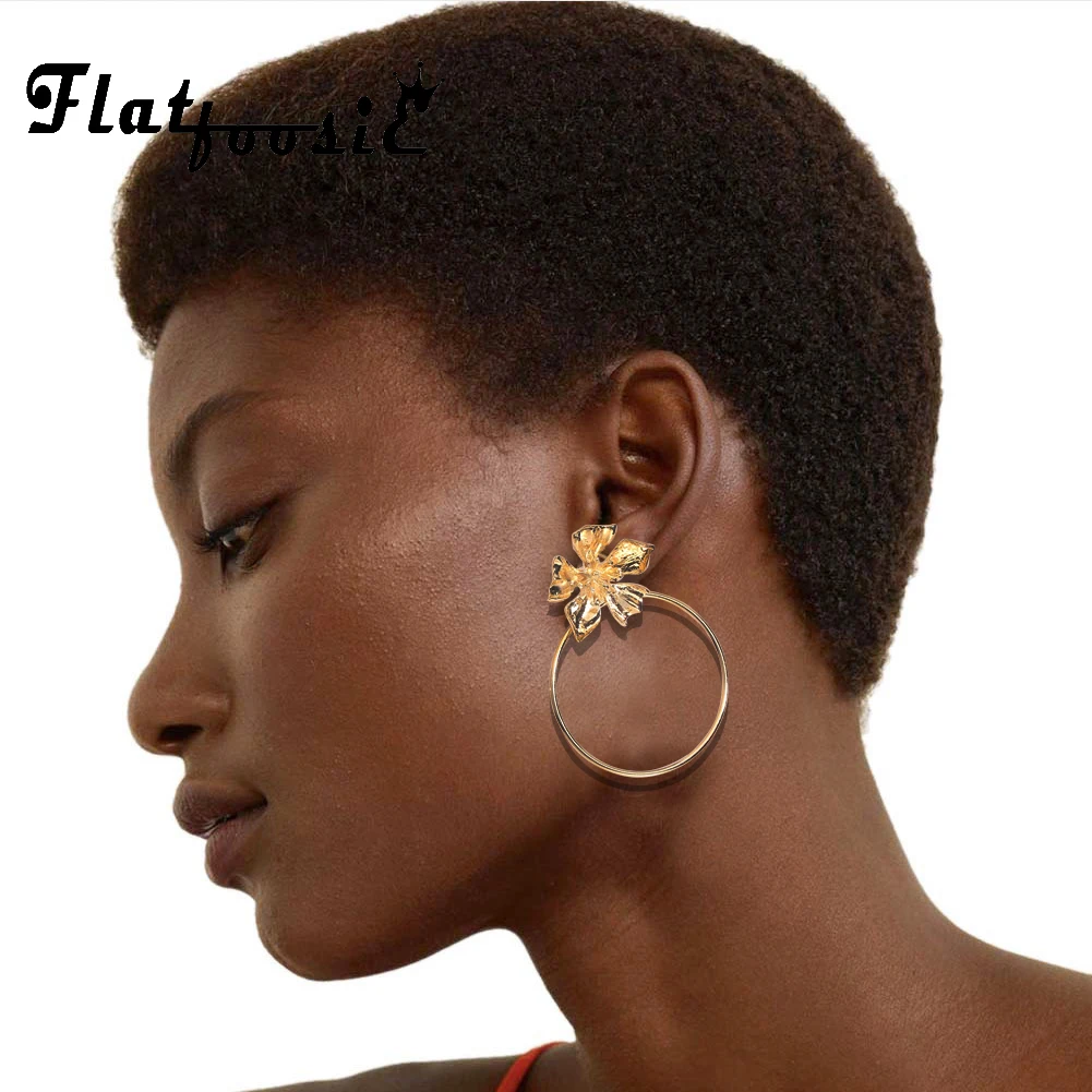Flatfoosie 2019 New Trendy Gold Color Silver Hoop Earrings Geometric Big Round For Women Fashion Hollow Earring Party Jewelry
Flatfoosie 2019 New Trendy Gold Color Silver Hoop Earrings Geometric Big Round For Women Fashion Hollow Earring Party Jewelry