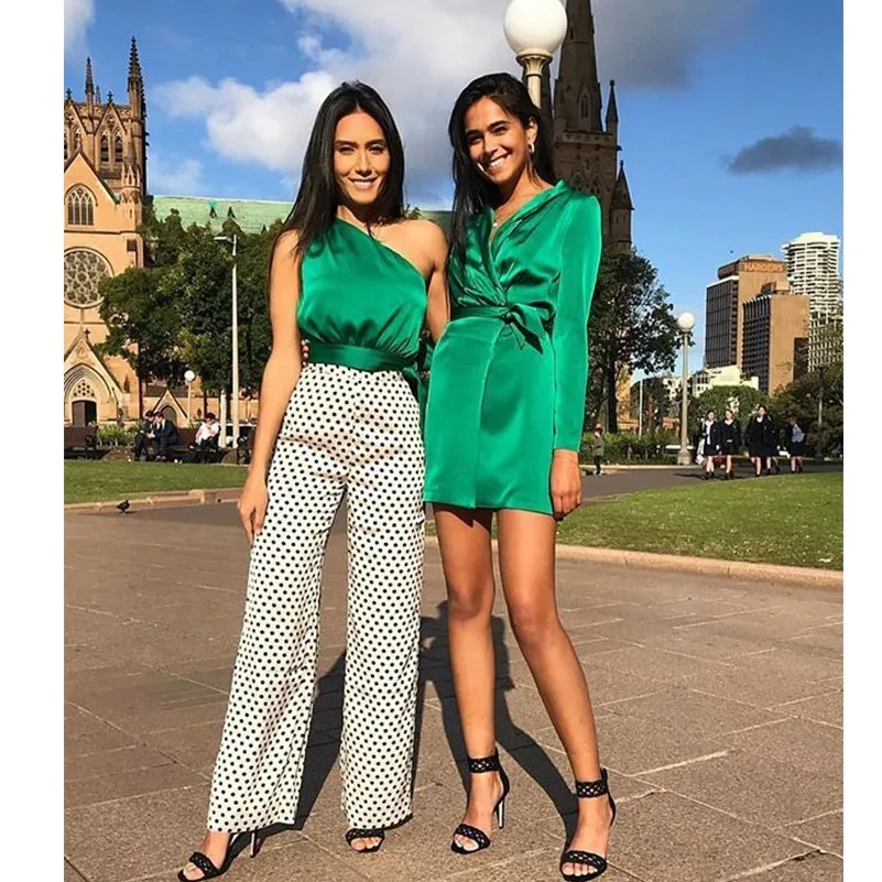 green satin dress sexy Autumn Clothing Long Sleeve dresses fashion woman clothes streetwear vestidos jurken sukienka ukraine
green satin dress sexy Autumn Clothing Long Sleeve dresses fashion woman clothes streetwear vestidos jurken sukienka ukraine