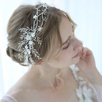 New Tiara Luxury Crystal Wedding Hair Accessories Bridal Crown Tiaras Color Diadem Tiaras for Women Bride
New Tiara Luxury Crystal Wedding Hair Accessories Bridal Crown Tiaras Color Diadem Tiaras for Women Bride