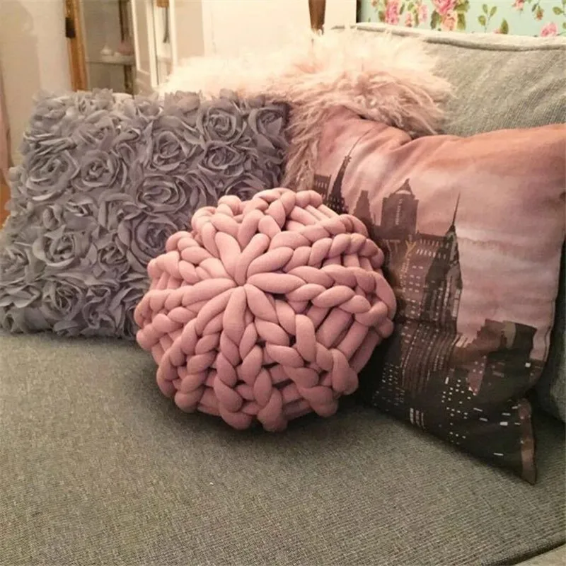 Nordic Style Round Woven Pillow Sofa Pillow Home Decorative Pillows Hand Made Cushion Pillow Support For Neck Hot Sale
Nordic Style Round Woven Pillow Sofa Pillow Home Decorative Pillows Hand Made Cushion Pillow Support For Neck Hot Sale