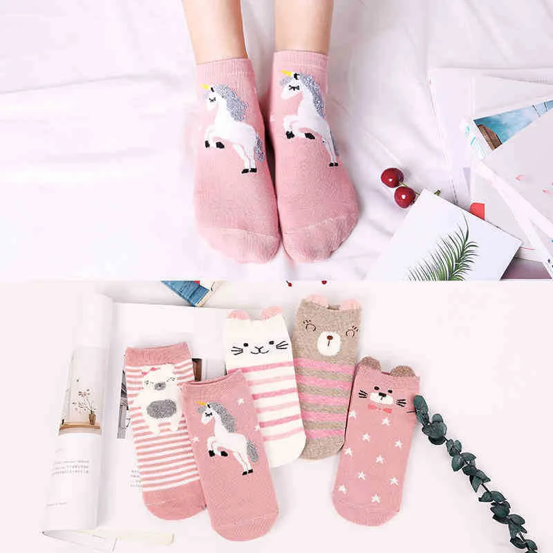 Fashion Cartoon Character Cute Short Socks Women Harajuku Cute Patterend Ankle Socks Hipster Funny Socks Female 1pair=2pcs ws185
Fashion Cartoon Character Cute Short Socks Women Harajuku Cute Patterend Ankle Socks Hipster Funny Socks Female 1pair=2pcs ws185