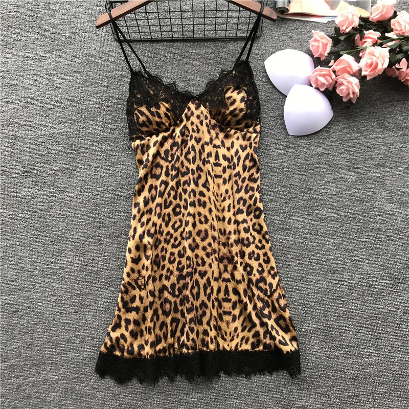 2019 Nightgowns & Sleepshirt Chest Pads Silk Sleepwear Ladie Nightwear Sexy Lingerie Nightshirts Leopard Print Satin Nightdress
2019 Nightgowns & Sleepshirt Chest Pads Silk Sleepwear Ladie Nightwear Sexy Lingerie Nightshirts Leopard Print Satin Nightdress