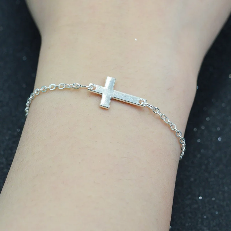 CUTEECO Fashion Simple Women Bracelet Jesus Christian Mens Horizontal Sideways Cross Charm Bracelets Silver Plated Keepsake Girl
CUTEECO Fashion Simple Women Bracelet Jesus Christian Mens Horizontal Sideways Cross Charm Bracelets Silver Plated Keepsake Girl