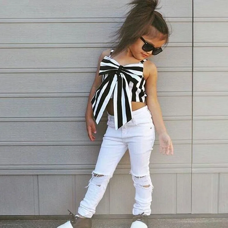 2019 Fashion Girls Suit stripe Tops + pants 2 Pieces The Strapless Set Kids Bowknot Hole white pants girls clothing set
2019 Fashion Girls Suit stripe Tops + pants 2 Pieces The Strapless Set Kids Bowknot Hole white pants girls clothing set