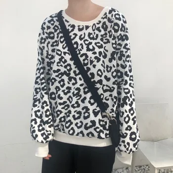 Harajuku 2018 Kawaii Women Autumn Leopard Print Hoodies Fashion Korean Casual Loose O Neck Long Sleeve Pullovers Sweatshirt
Harajuku 2018 Kawaii Women Autumn Leopard Print Hoodies Fashion Korean Casual Loose O Neck Long Sleeve Pullovers Sweatshirt