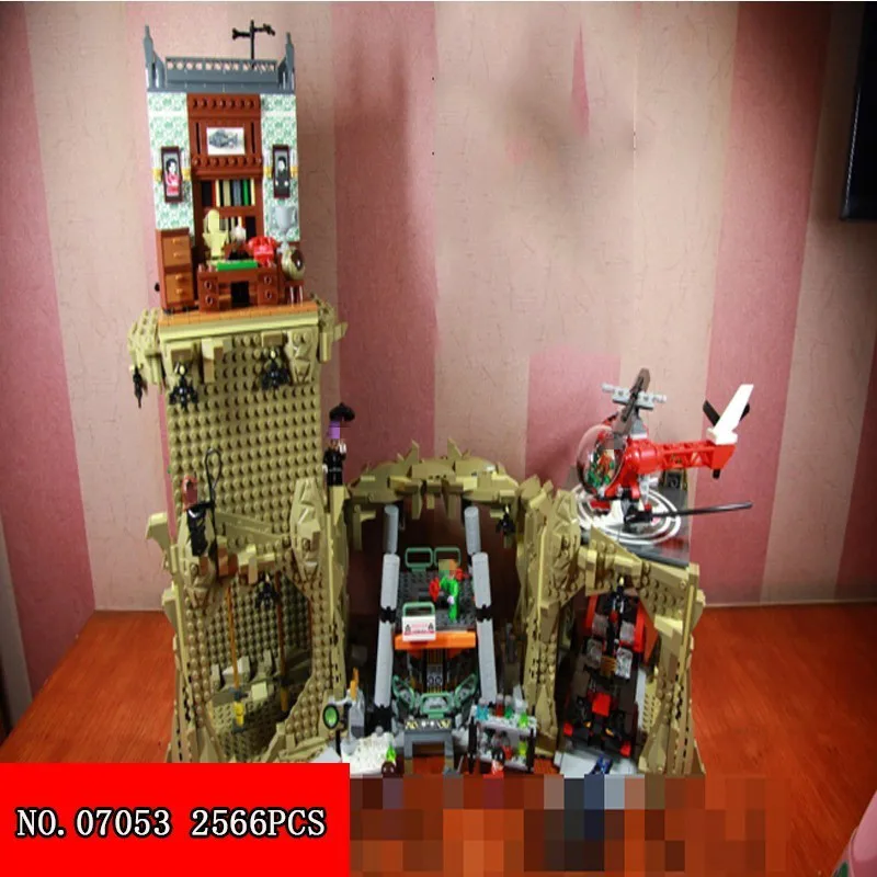 Lepin 07053 Hero Series Steep Cliff Goa Lawah Children Alpinia Spelling Insert Assembling Plastic Building Blocks Toys 2566pcs
Lepin 07053 Hero Series Steep Cliff Goa Lawah Children Alpinia Spelling Insert Assembling Plastic Building Blocks Toys 2566pcs