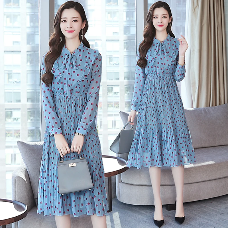 Spring Autumn Lady Temperament Pleated Dress New Fashion Women Long Sleeve Floral Print Long Chiffon Dresses S-XXL
Spring Autumn Lady Temperament Pleated Dress New Fashion Women Long Sleeve Floral Print Long Chiffon Dresses S-XXL