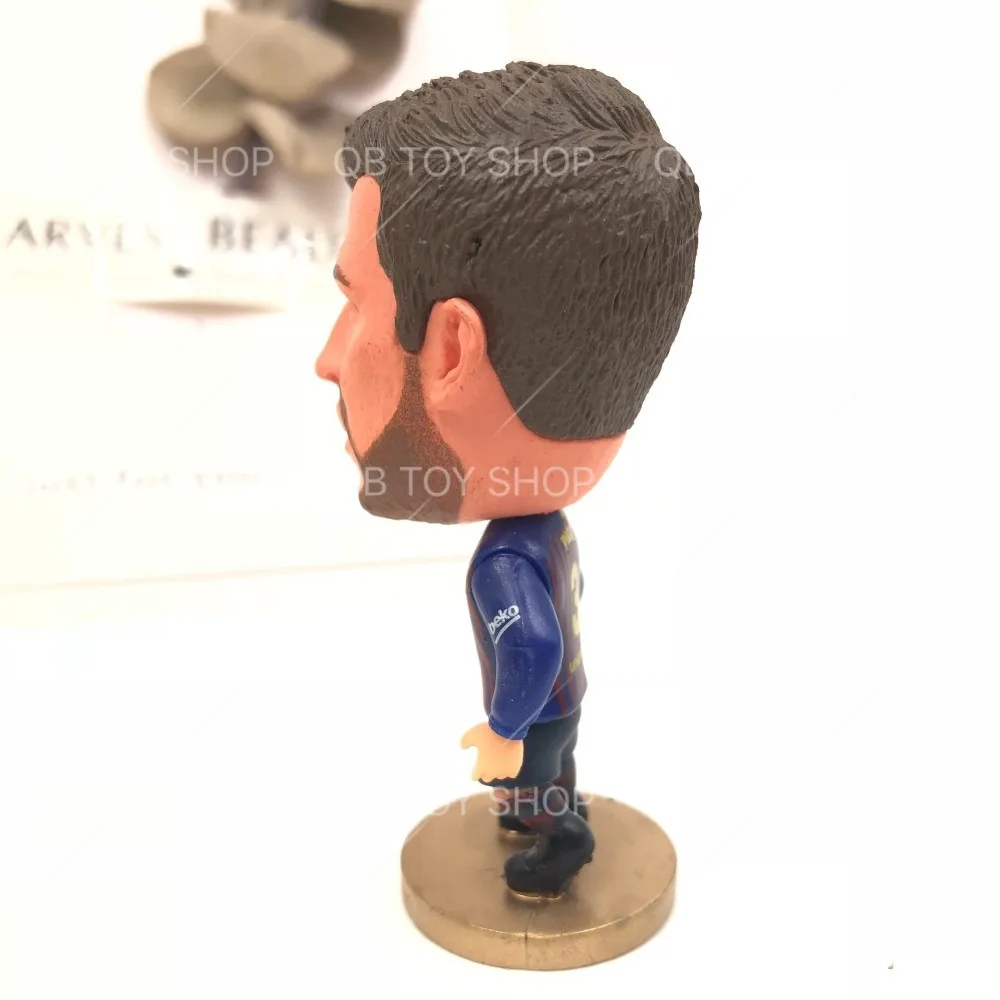 Soccerwe Figurine Sports Football Star Spain Pique #3 18-19 Movable Joints Resin Model Toy Action Figure Dolls Collectible Gift
Soccerwe Figurine Sports Football Star Spain Pique #3 18-19 Movable Joints Resin Model Toy Action Figure Dolls Collectible Gift
