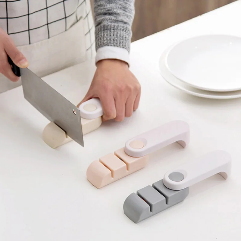 2 Stages Knife Sharpener Kitchen Sharpening Stone Grinder knives Whetstone Tungsten Diamond Ceramic Sharpener Tool
2 Stages Knife Sharpener Kitchen Sharpening Stone Grinder knives Whetstone Tungsten Diamond Ceramic Sharpener Tool