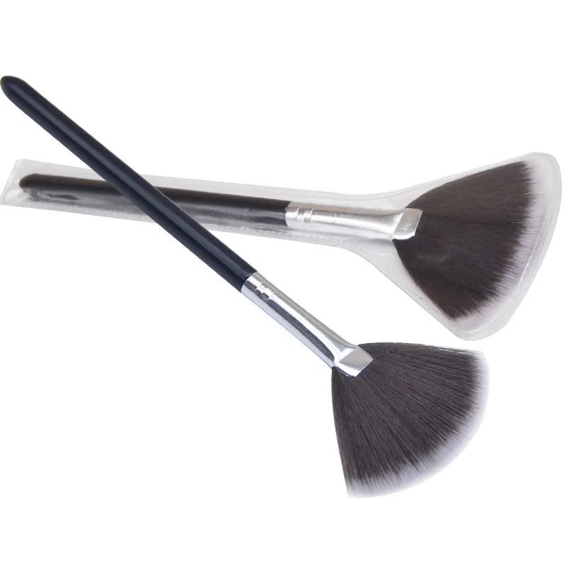 Fan Shape Powder Concealer Blending Brush Professional Highlighter Foundation Cosmetic Brush Women Make Up Accessories
Fan Shape Powder Concealer Blending Brush Professional Highlighter Foundation Cosmetic Brush Women Make Up Accessories