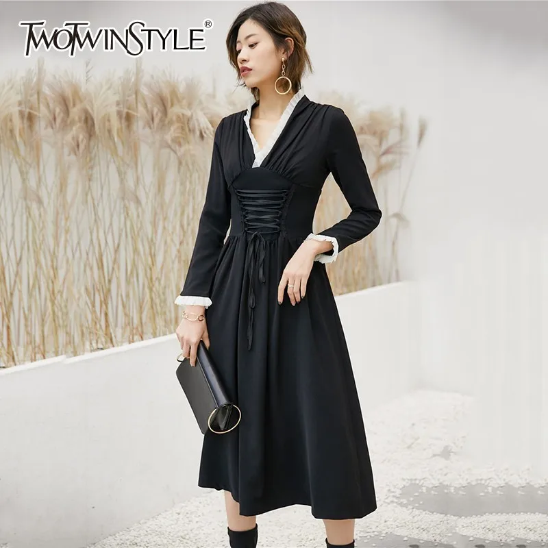 TWOTWINSTYLE Black Dress Women V Neck Long Sleeve Patchwork Ruffles Hit Colors Midi Dresses Female 2019 Spring Korean Fashion
TWOTWINSTYLE Black Dress Women V Neck Long Sleeve Patchwork Ruffles Hit Colors Midi Dresses Female 2019 Spring Korean Fashion