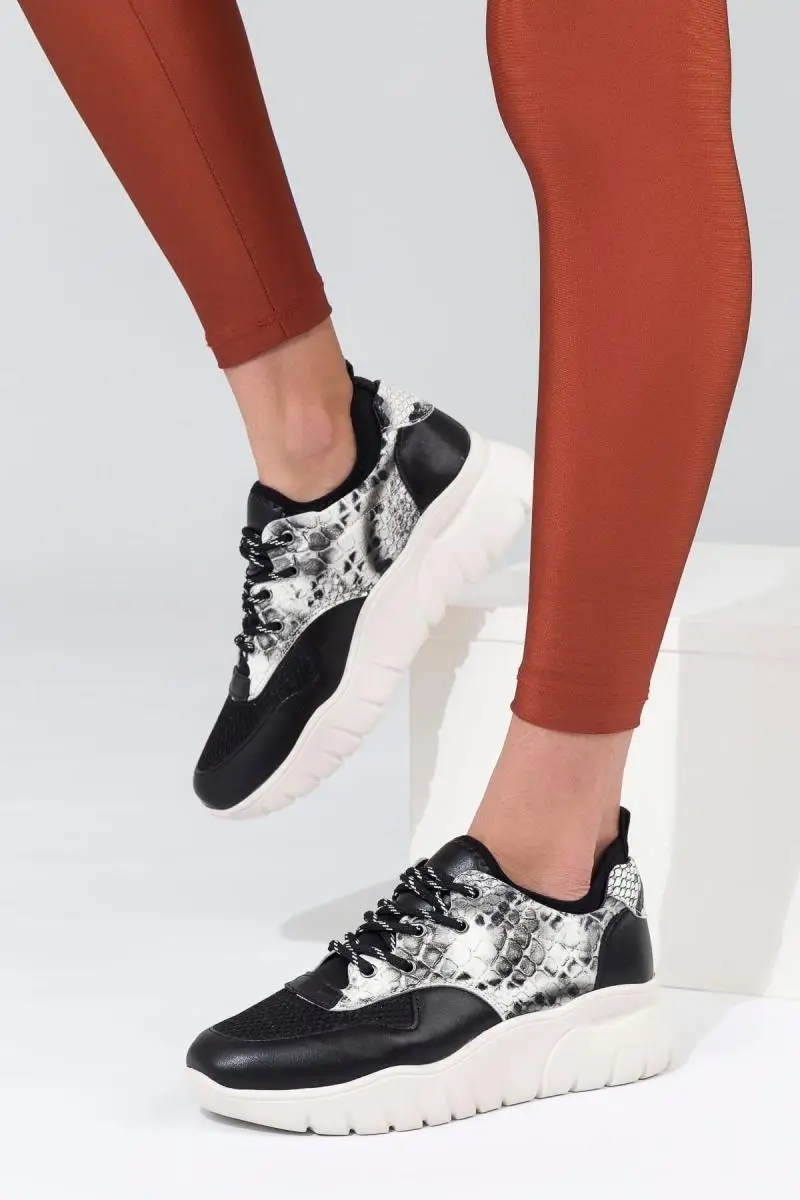 SOHO Snake Print Women Black Sneaker Shoes White Thick Platform Female Casual Lace-up Shoes Sports Shoes for Lady 12607
SOHO Snake Print Women Black Sneaker Shoes White Thick Platform Female Casual Lace-up Shoes Sports Shoes for Lady 12607