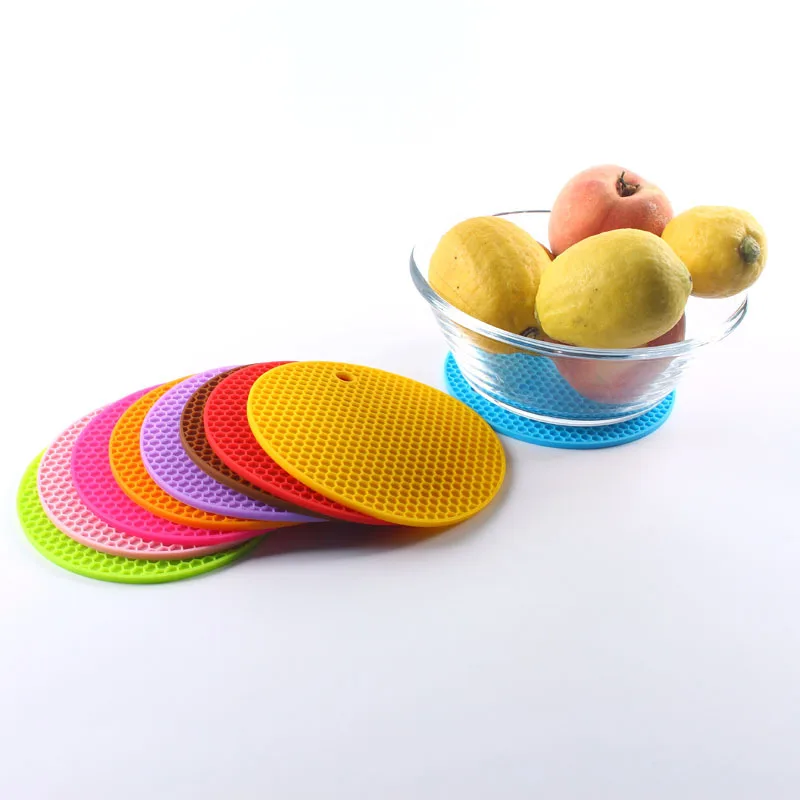 Small Silicone Heat Resistant Mat round Table Mats Cellular Silicone Colorful Pad Anti-Scald Mat
Small Silicone Heat Resistant Mat round Table Mats Cellular Silicone Colorful Pad Anti-Scald Mat