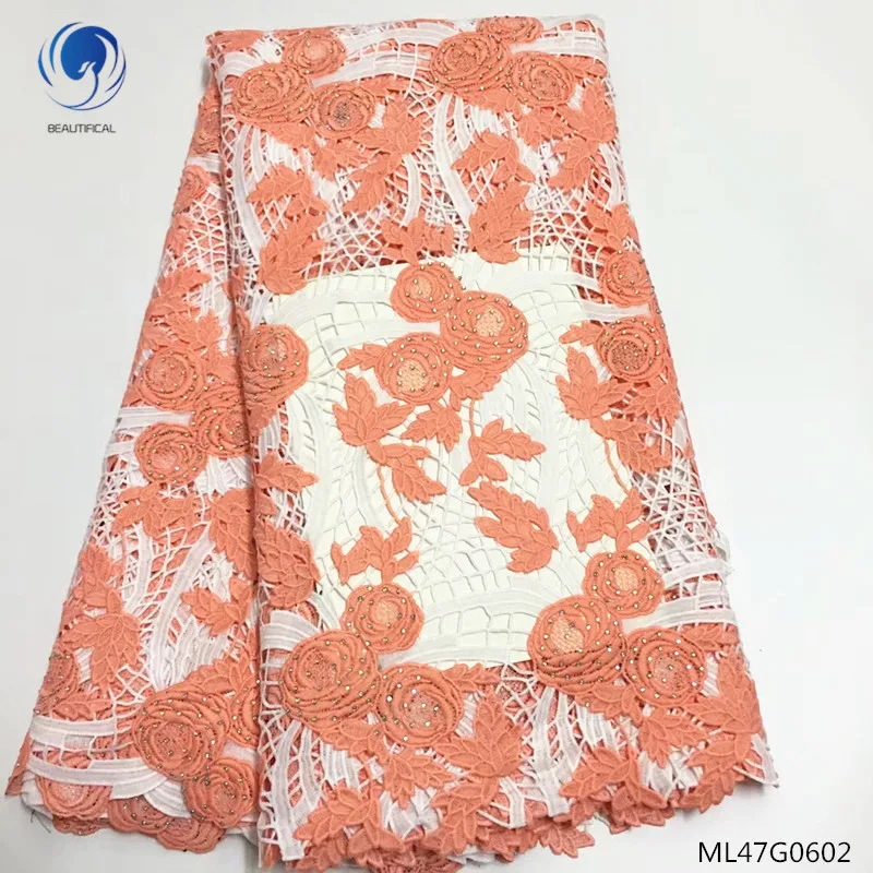 BEAUTIFICAL guipure laces fabrics 2019 high quality cord water soluble laces dress with stones lace dresss 5yards/lot ML47G06
BEAUTIFICAL guipure laces fabrics 2019 high quality cord water soluble laces dress with stones lace dresss 5yards/lot ML47G06