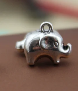 100pcs Exquisite elephant Popular in Europe America charms pendants 11*13MM Antique silver Handmade accessories craft Jewelry
100pcs Exquisite elephant Popular in Europe America charms pendants 11*13MM Antique silver Handmade accessories craft Jewelry