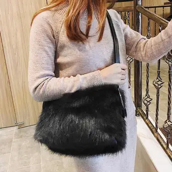 Sweet Girls Soft Black White Handbags Faux Fur Women Tote Bags Large Capacity Evening Party Shoulder Bag Travel Totes female Z60
Sweet Girls Soft Black White Handbags Faux Fur Women Tote Bags Large Capacity Evening Party Shoulder Bag Travel Totes female Z60