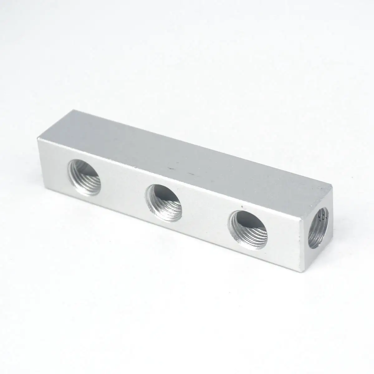 1/4" BSP 20*20mm 3 Way 6 Port Pneumatic Solid Aluminum Quick Connector Manifold Block Splitter Hose Plug Socket Base
1/4" BSP 20*20mm 3 Way 6 Port Pneumatic Solid Aluminum Quick Connector Manifold Block Splitter Hose Plug Socket Base