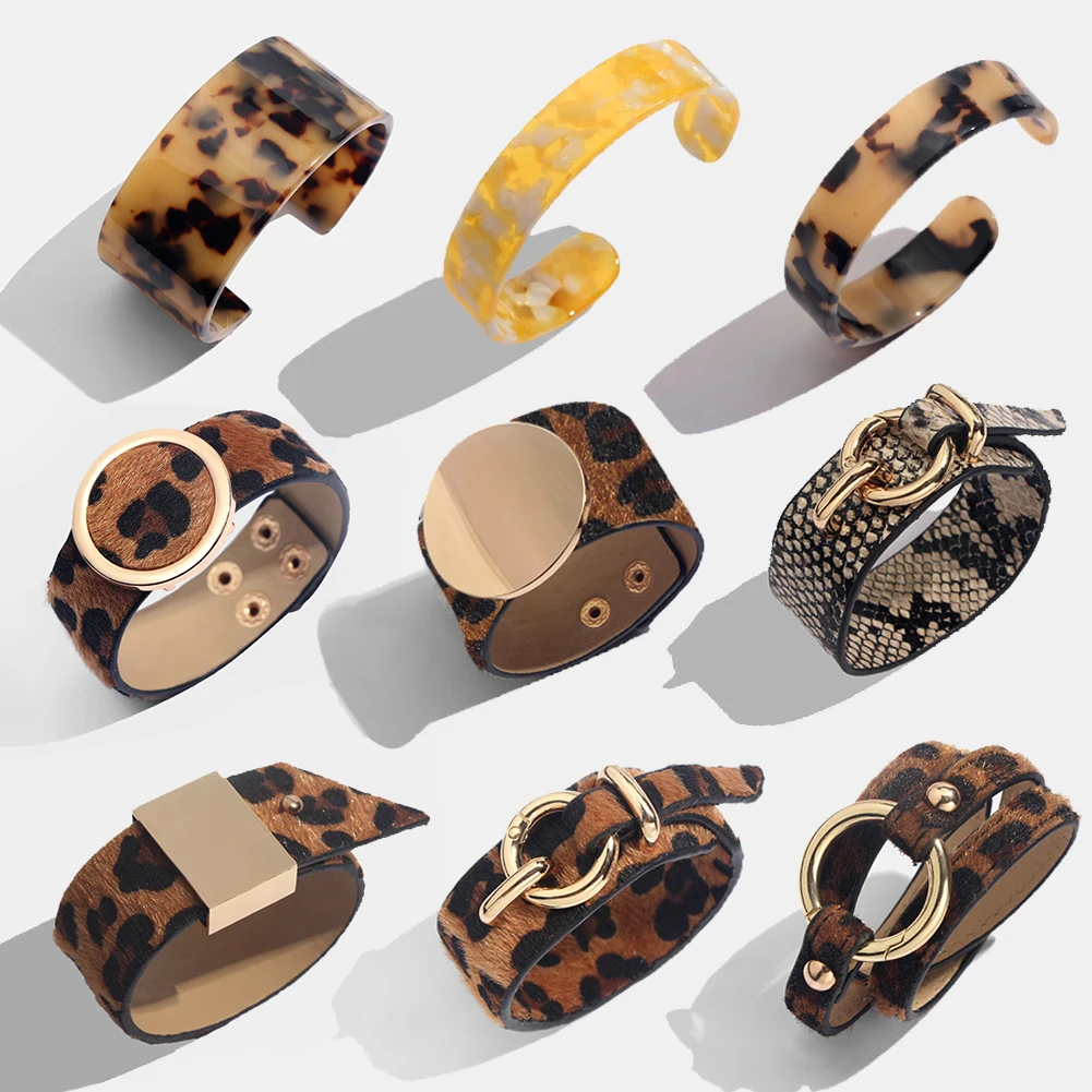 JUST FEEL Trendy New Leopard Bangle Bracelets For Women Boho Leather Acrylic Resin Punk Vintage Maxi Adjustable Bracelet Jewelry
JUST FEEL Trendy New Leopard Bangle Bracelets For Women Boho Leather Acrylic Resin Punk Vintage Maxi Adjustable Bracelet Jewelry
