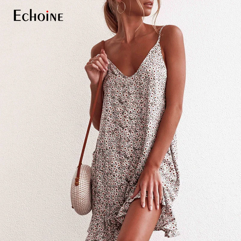 2019 New summer casual Dress Women Summer Floral Printed Backless Strap Ruffle Trim boho beach mini dress
2019 New summer casual Dress Women Summer Floral Printed Backless Strap Ruffle Trim boho beach mini dress