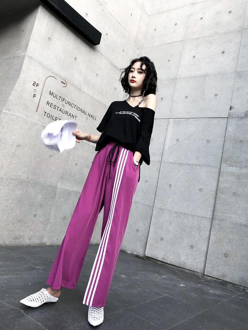 new stripe split wide leg pants purple loose trousers 3/4 thin Women Loose Harajuku Female Joggers Pants Hip Hop Dance Pants
new stripe split wide leg pants purple loose trousers 3/4 thin Women Loose Harajuku Female Joggers Pants Hip Hop Dance Pants