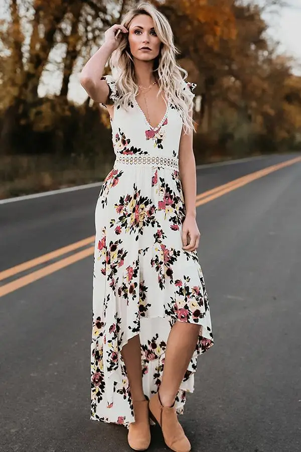 2019 European and American women's summer new irregular swallowtail long hollow backless sweet print dress
2019 European and American women's summer new irregular swallowtail long hollow backless sweet print dress