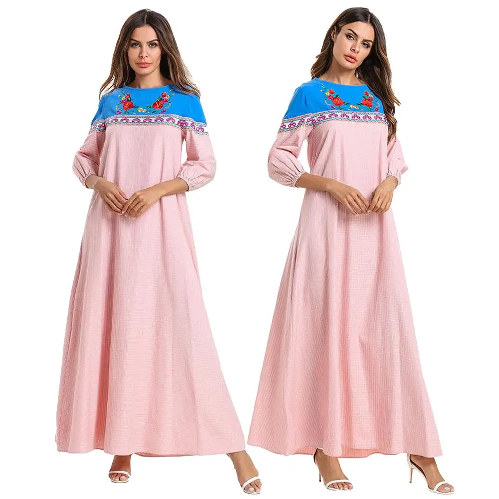 Women Flower Embroidery Long A-Line Dress Muslim Plaid Tartan Patchwork Abaya Kaftan Islamic Party Robe Loose 3/4 Sleeve Fashion
Women Flower Embroidery Long A-Line Dress Muslim Plaid Tartan Patchwork Abaya Kaftan Islamic Party Robe Loose 3/4 Sleeve Fashion