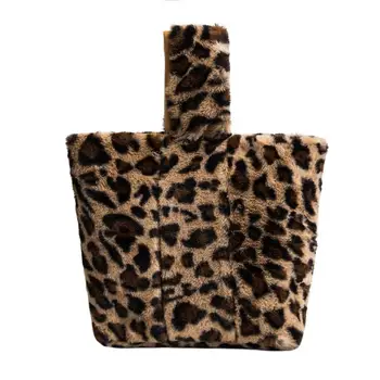 Women Day Clutches Leopard Print Handbag Casual Girls Sling Bag for Girls Fashion Shoulder Bucket Bags Bolsas Feminina 2018 New
Women Day Clutches Leopard Print Handbag Casual Girls Sling Bag for Girls Fashion Shoulder Bucket Bags Bolsas Feminina 2018 New