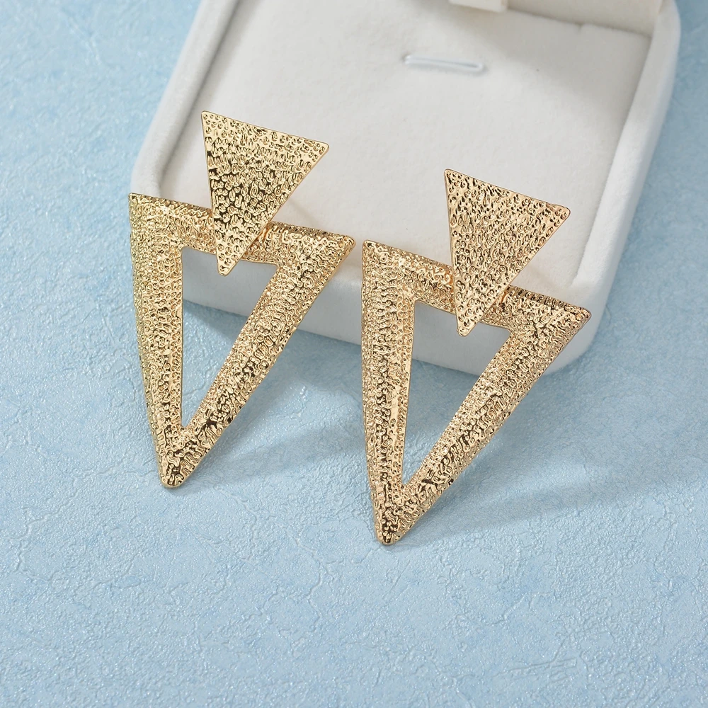 2019 New Punk Fashion Big Geometric Triangle Drop Dangle Earrings Women Party Statement Jewelry Accessories Gifts Modern Jewelry
2019 New Punk Fashion Big Geometric Triangle Drop Dangle Earrings Women Party Statement Jewelry Accessories Gifts Modern Jewelry