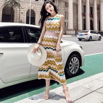New Arrival Summer O-Neck Sleeveless Knitted Suits Casual Women Colorful Striped Slim Two Piece Sets
New Arrival Summer O-Neck Sleeveless Knitted Suits Casual Women Colorful Striped Slim Two Piece Sets
