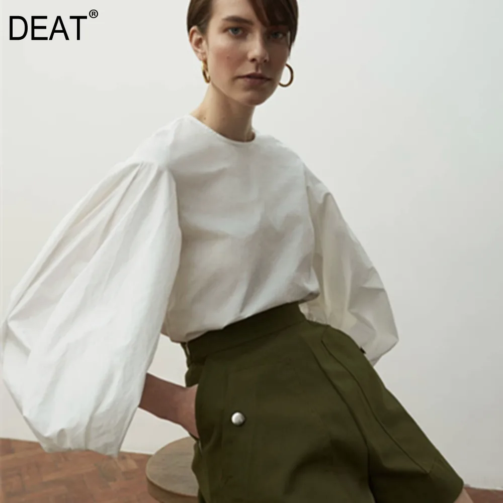 DEAT 2019 new spring fashion women clothing Europe round neck lantern sleeves big pullover shirt female blouse WE00800M
DEAT 2019 new spring fashion women clothing Europe round neck lantern sleeves big pullover shirt female blouse WE00800M