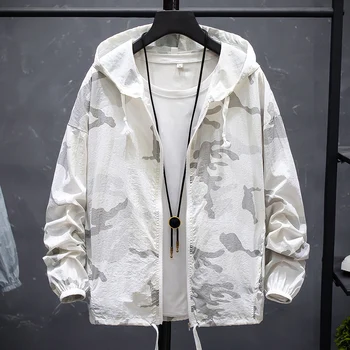 Spring New Jacket Men Fashion Printing Casual Hooded Jacket Man Streetwear Trend Wild Hip Hop Loose Bomber Jacket Male Clothes
Spring New Jacket Men Fashion Printing Casual Hooded Jacket Man Streetwear Trend Wild Hip Hop Loose Bomber Jacket Male Clothes