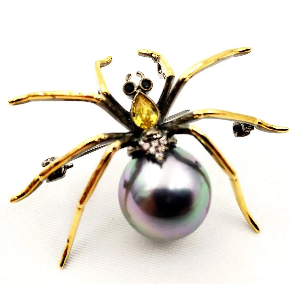 Vintage Yellow CZ Head Imitated Black Pearl Spider Brooch Gold Tone Eight Legs Dangerous Halloween Spider Pins Witch Jewelry
Vintage Yellow CZ Head Imitated Black Pearl Spider Brooch Gold Tone Eight Legs Dangerous Halloween Spider Pins Witch Jewelry