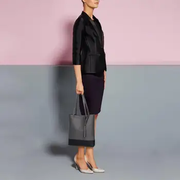 2pcs/set Women Tassel Shoulder Handbags Casual Totes Clutch Shopping Bags
2pcs/set Women Tassel Shoulder Handbags Casual Totes Clutch Shopping Bags