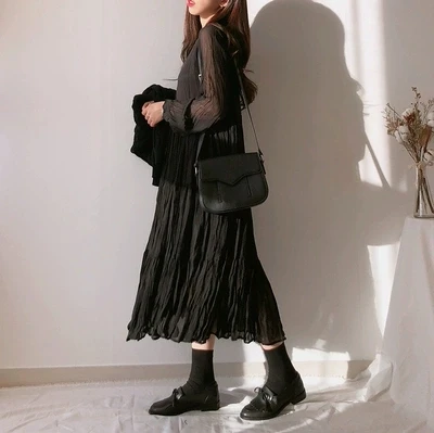 New Plus Size Women dress Solid Chiffon French Fat Mm Fold Dresses Purple Black 8306
New Plus Size Women dress Solid Chiffon French Fat Mm Fold Dresses Purple Black 8306