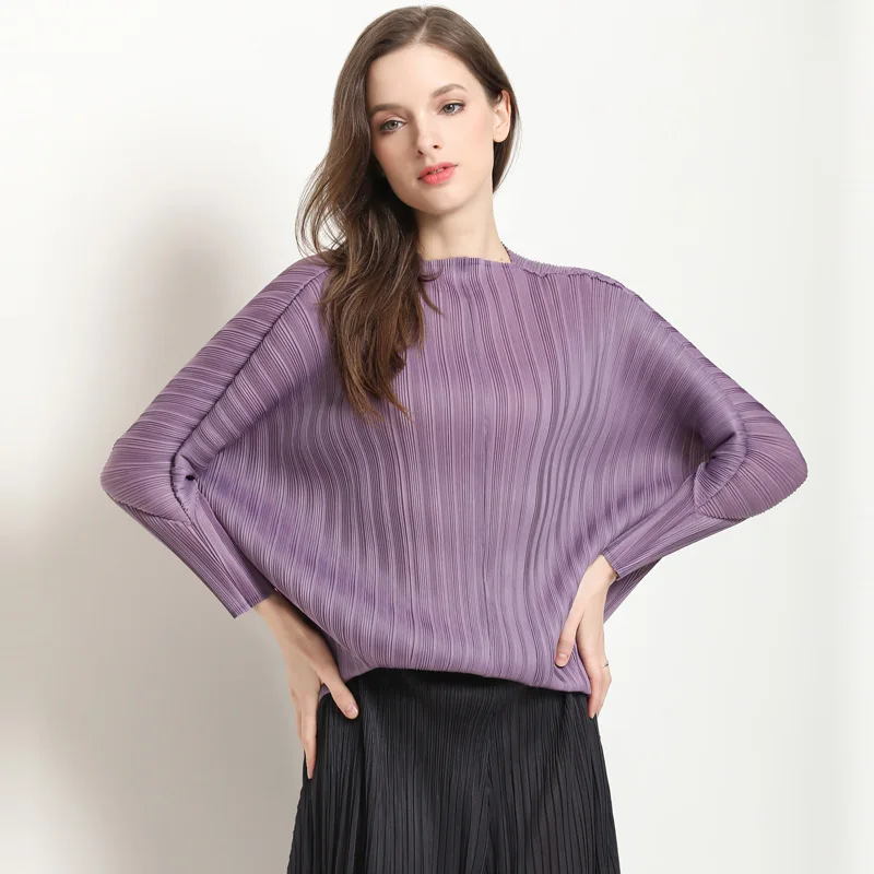 Miyake folded tshirt spring and summer 2019 new loose large code show thin bat sleeve fold Tshirt free shipping
Miyake folded tshirt spring and summer 2019 new loose large code show thin bat sleeve fold Tshirt free shipping