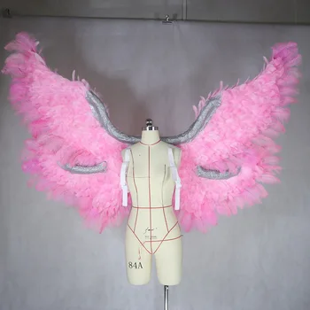 Vimmiu feather wing walking props pink ostrich feather wing portrait wedding photography festival party decoration
Vimmiu feather wing walking props pink ostrich feather wing portrait wedding photography festival party decoration