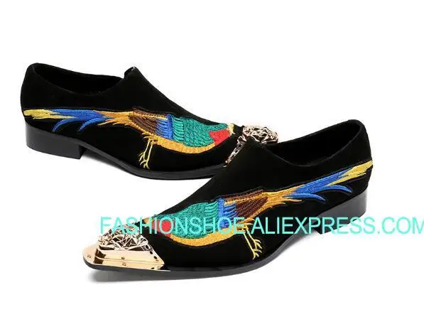 New Spring Autumn Print Embroidery Loafers Male Wedding Party Dress Oxfords with gold metal toe
New Spring Autumn Print Embroidery Loafers Male Wedding Party Dress Oxfords with gold metal toe