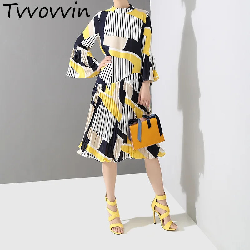 TVVOVVIN Korean Style Women's Pleated Long Sleeve Wild Cotton Dress Female Stand Collar Spring New 2019 Women Clothing E307
TVVOVVIN Korean Style Women's Pleated Long Sleeve Wild Cotton Dress Female Stand Collar Spring New 2019 Women Clothing E307