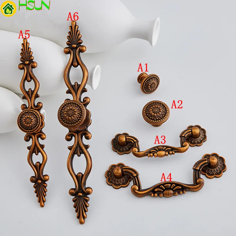 6style Antique Brass Dresser Pulls Handles Backplate Cabinet Knobs Drawer Handle Kitchen Cupboard Drop Pulls Furniture Hardware
6style Antique Brass Dresser Pulls Handles Backplate Cabinet Knobs Drawer Handle Kitchen Cupboard Drop Pulls Furniture Hardware