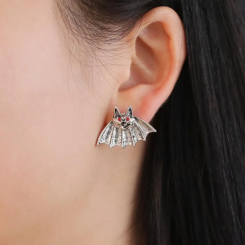 DreamBell Lady Women Stud Earrings Cute Bat Three-dimensional Animal Ear Studs Female Jewelry
DreamBell Lady Women Stud Earrings Cute Bat Three-dimensional Animal Ear Studs Female Jewelry