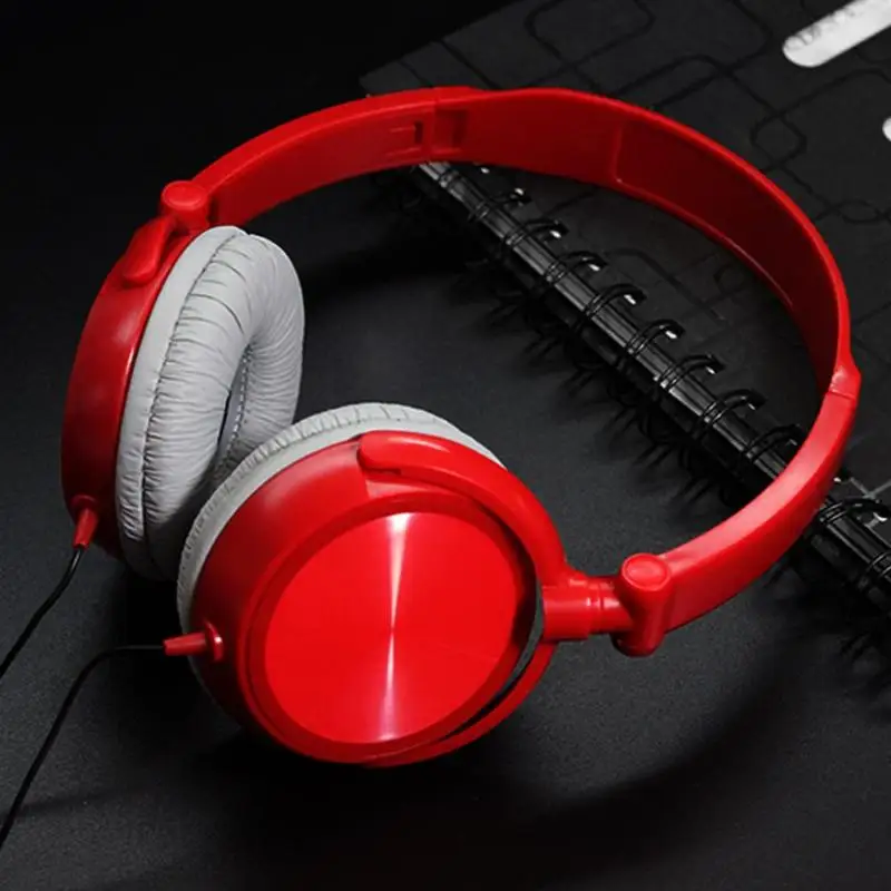 S1 Gaming Folding Headset Universal Overear Deep Bass Earphones Headphones with Microphone for Phone PC Laptop Earphones
S1 Gaming Folding Headset Universal Overear Deep Bass Earphones Headphones with Microphone for Phone PC Laptop Earphones