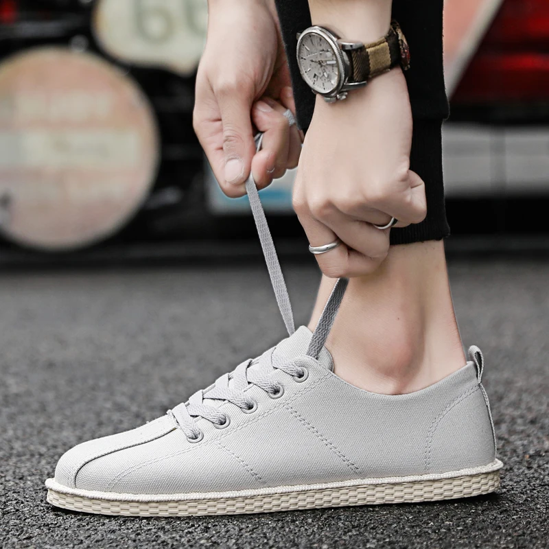 New Canvas Shoes Men Sneakers Outdoor Walking Footwear Light Sneakers Male Breathable Shoes Lace Up Flat Loafers Men Casual Shoe
New Canvas Shoes Men Sneakers Outdoor Walking Footwear Light Sneakers Male Breathable Shoes Lace Up Flat Loafers Men Casual Shoe
