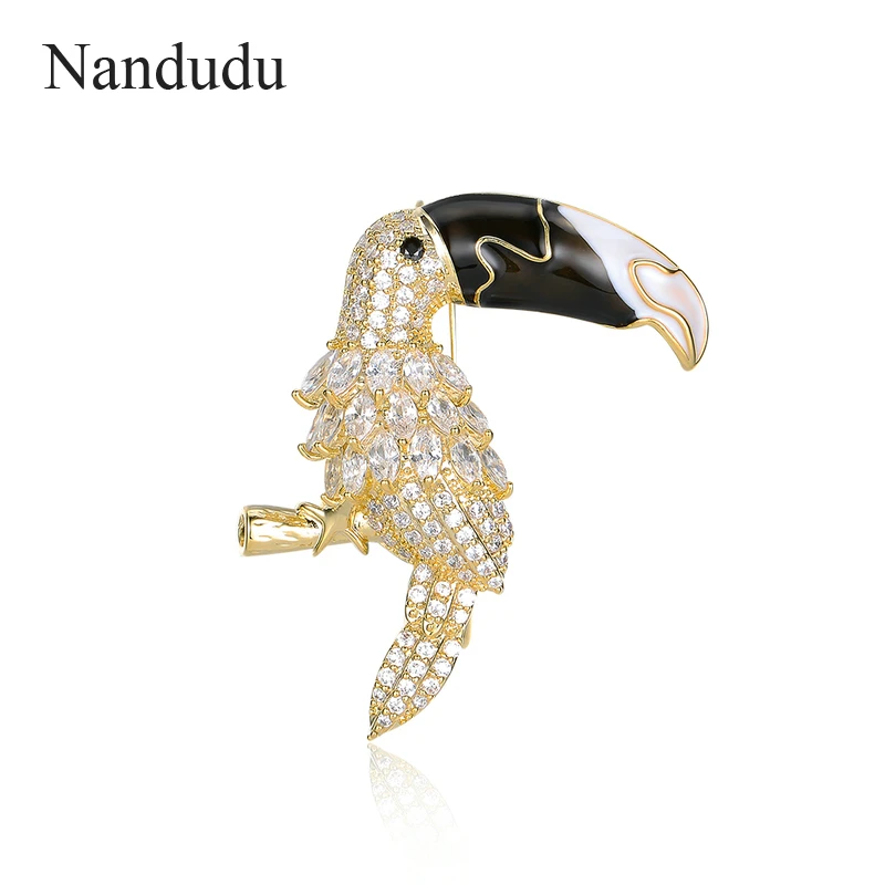 Nandudu ON SALE Hornbill Brooches with AAA Cubic Zircon Austrian Crystal Glittering Bird Brooch Pins Jewelry Gift X293
Nandudu ON SALE Hornbill Brooches with AAA Cubic Zircon Austrian Crystal Glittering Bird Brooch Pins Jewelry Gift X293