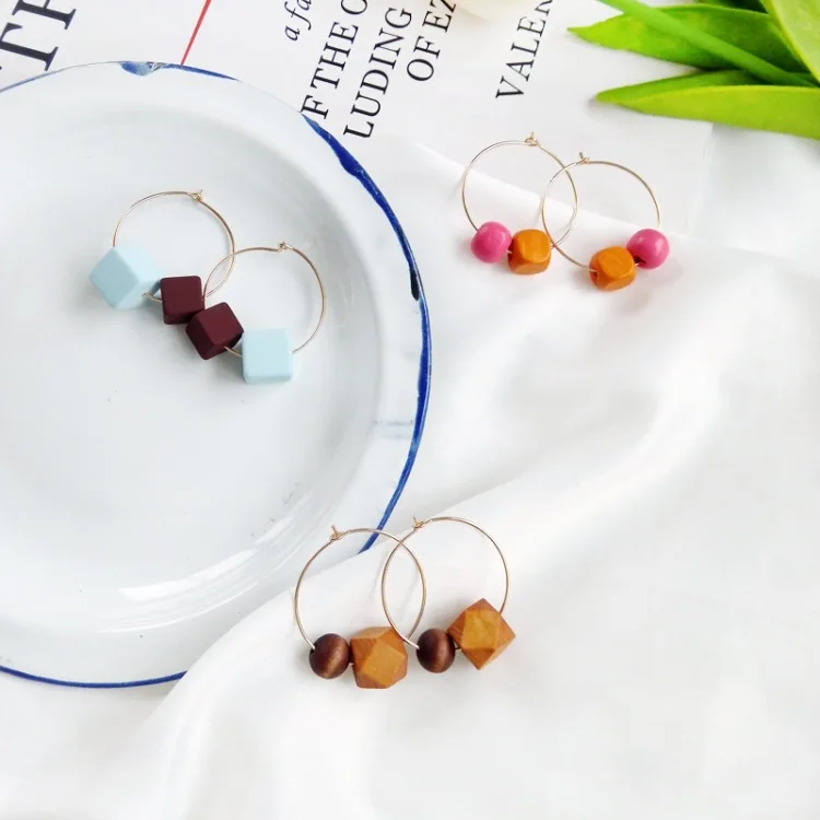 Women New Vintage Geometric Round Square Ear Ring Fashion Personality Multicolor Wooden Hoop Earrings Jewelry
Women New Vintage Geometric Round Square Ear Ring Fashion Personality Multicolor Wooden Hoop Earrings Jewelry