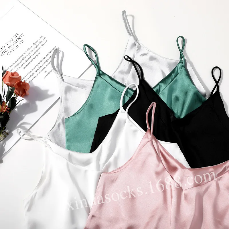 2019 sexy V-neck female vest small vest ladies other clothes thin section easy satin real silk inside
2019 sexy V-neck female vest small vest ladies other clothes thin section easy satin real silk inside