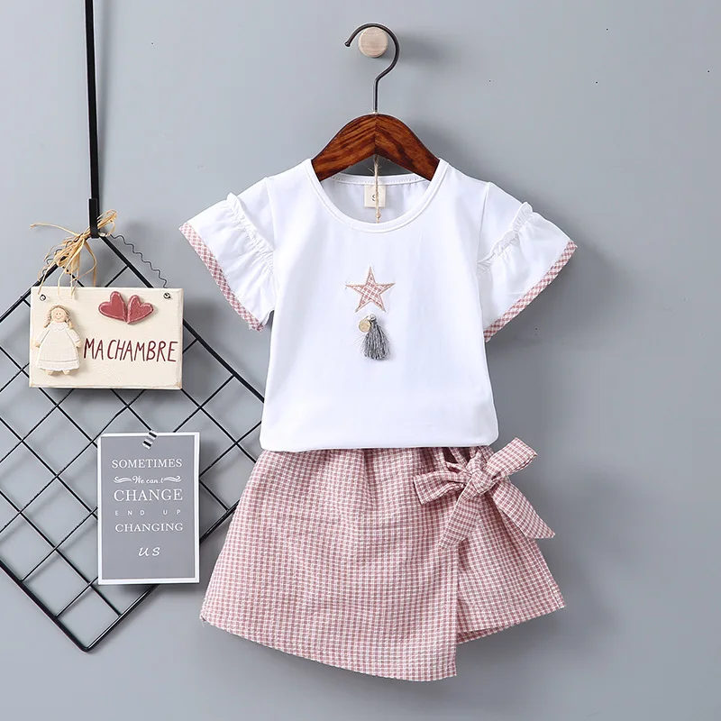 2019 Summer New Girls Clothing Sets Children Fashion Embroidered Short Sleeve Plaid Skirt Pants 2pcs Outfits Girl Casual Clothes
2019 Summer New Girls Clothing Sets Children Fashion Embroidered Short Sleeve Plaid Skirt Pants 2pcs Outfits Girl Casual Clothes