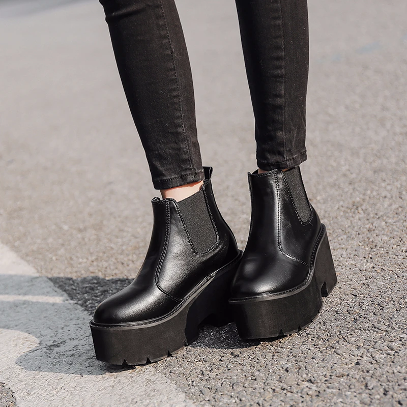 punk boots bota feminina black boots High Heel winter autumn shoes motorcycle Ankle Boots waterproof snow boots women YMA414-1
punk boots bota feminina black boots High Heel winter autumn shoes motorcycle Ankle Boots waterproof snow boots women YMA414-1
