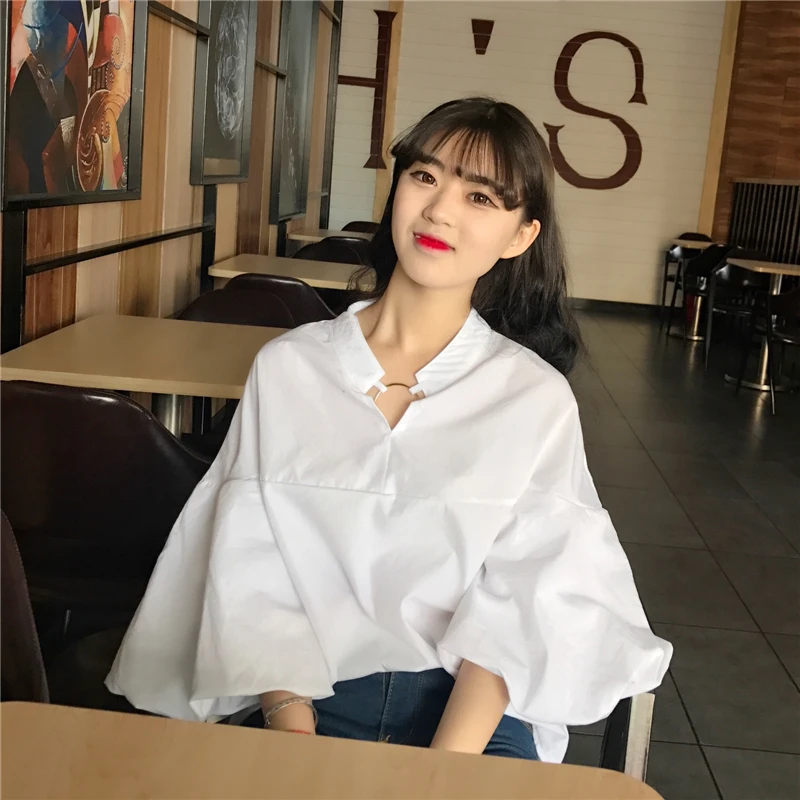 Womens Oversized Kawaii Shirt Blouse Korean Female Casual V-Neck Tops And Blouses Ladies Lantern Sleeve Shirts Blusas Mujer
Womens Oversized Kawaii Shirt Blouse Korean Female Casual V-Neck Tops And Blouses Ladies Lantern Sleeve Shirts Blusas Mujer